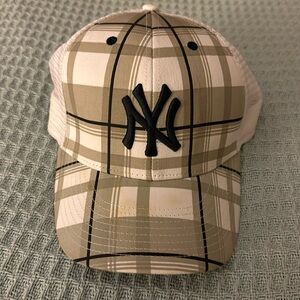 Vintage NY Yankees Nike Hat